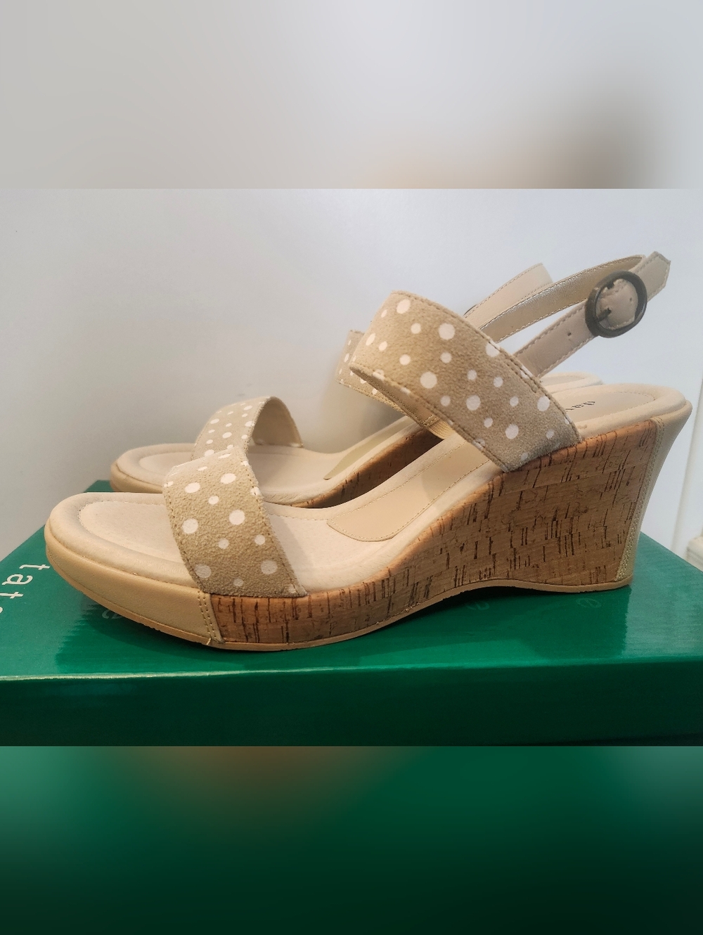 David Tate Size 10 Natural Polka Dot Nubuck Wedge Sandals